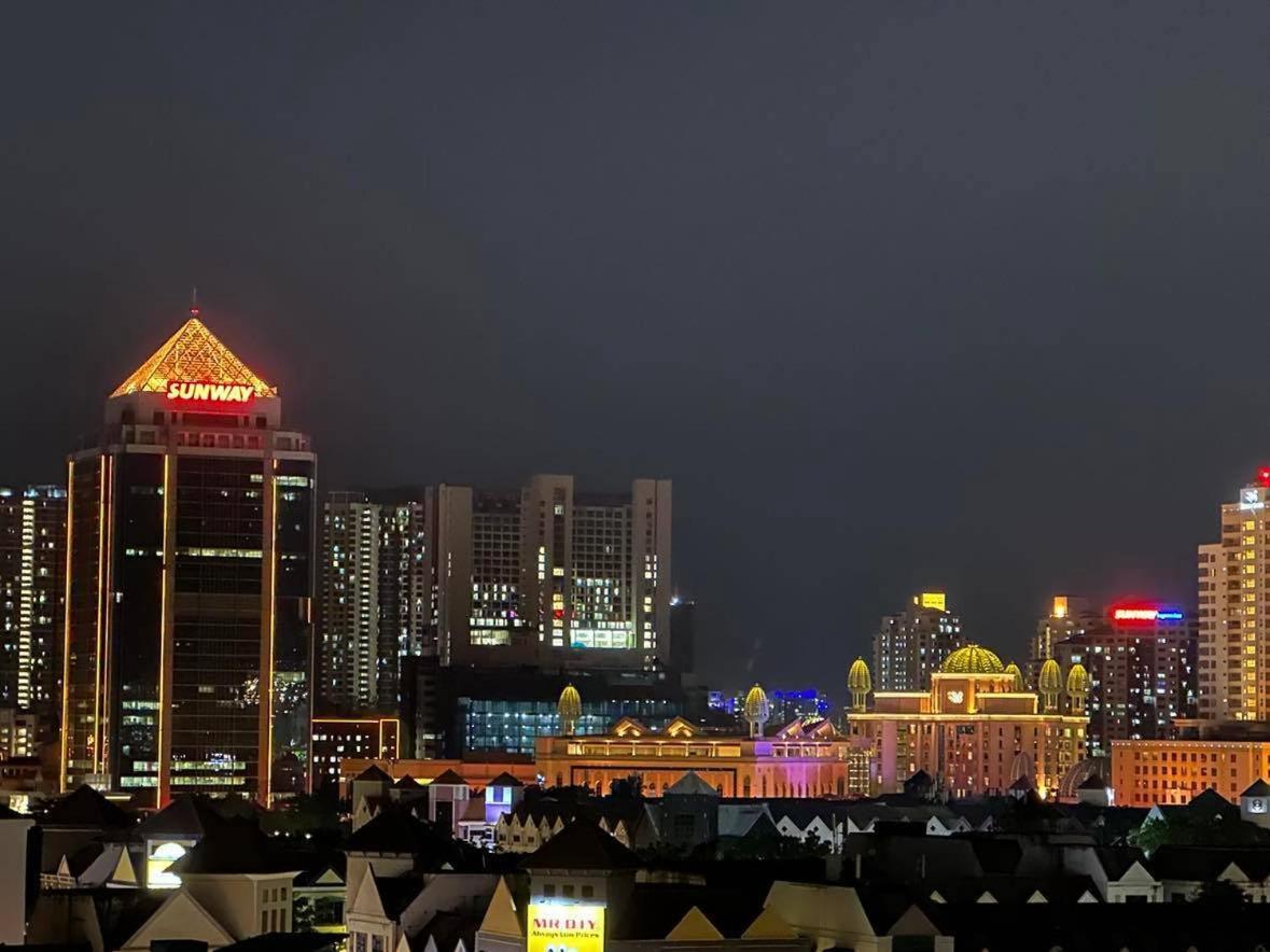 Sunway Lagoon Sunway Pyramid Apartment 2 To 7Pax 2R2B Petaling Jaya Extérieur photo